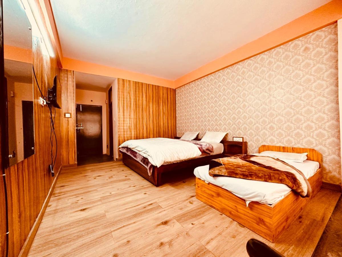 Hotel D Kanchan Manali Esterno foto