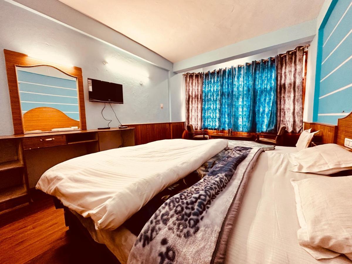 Hotel D Kanchan Manali Esterno foto