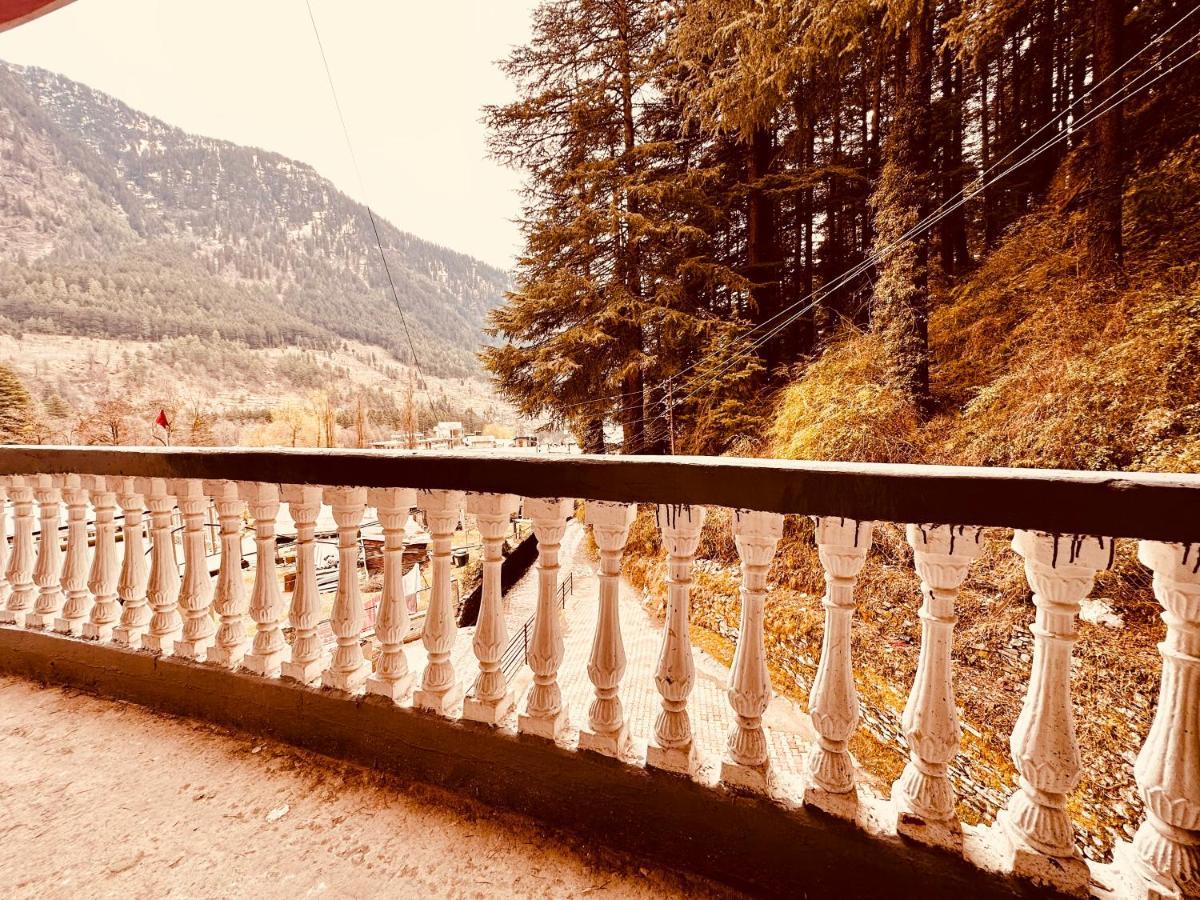Hotel D Kanchan Manali Esterno foto